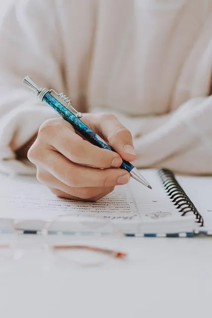 How to Write a Complaint About Coworker: Addressing Interpersonal Issues Professionally 13 How to Write a Complaint About Coworker: Addressing Interpersonal Issues Professionally
