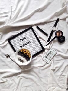 How to Write a Bio About Yourself in Instagram: Creating an Engaging Instagram Bio 8 How to Write a Bio About Yourself in Instagram: Creating an Engaging Instagram Bio